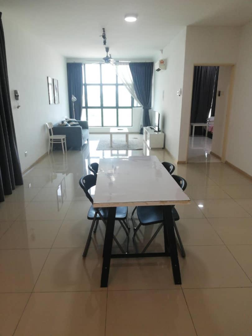 Vista Alam Studio Units - Pool, Food Court Shah Alam Værelse billede