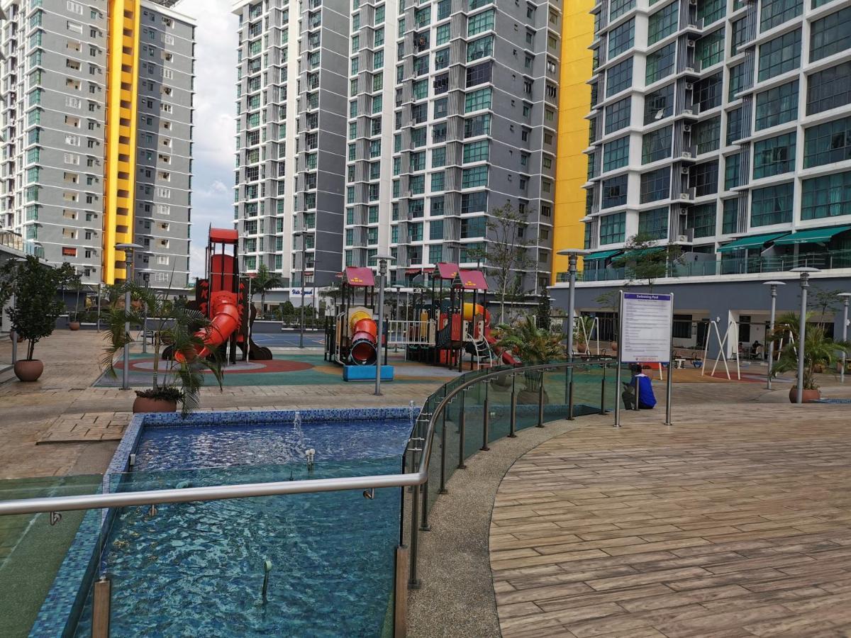 Vista Alam Studio Units - Pool, Food Court Shah Alam Eksteriør billede