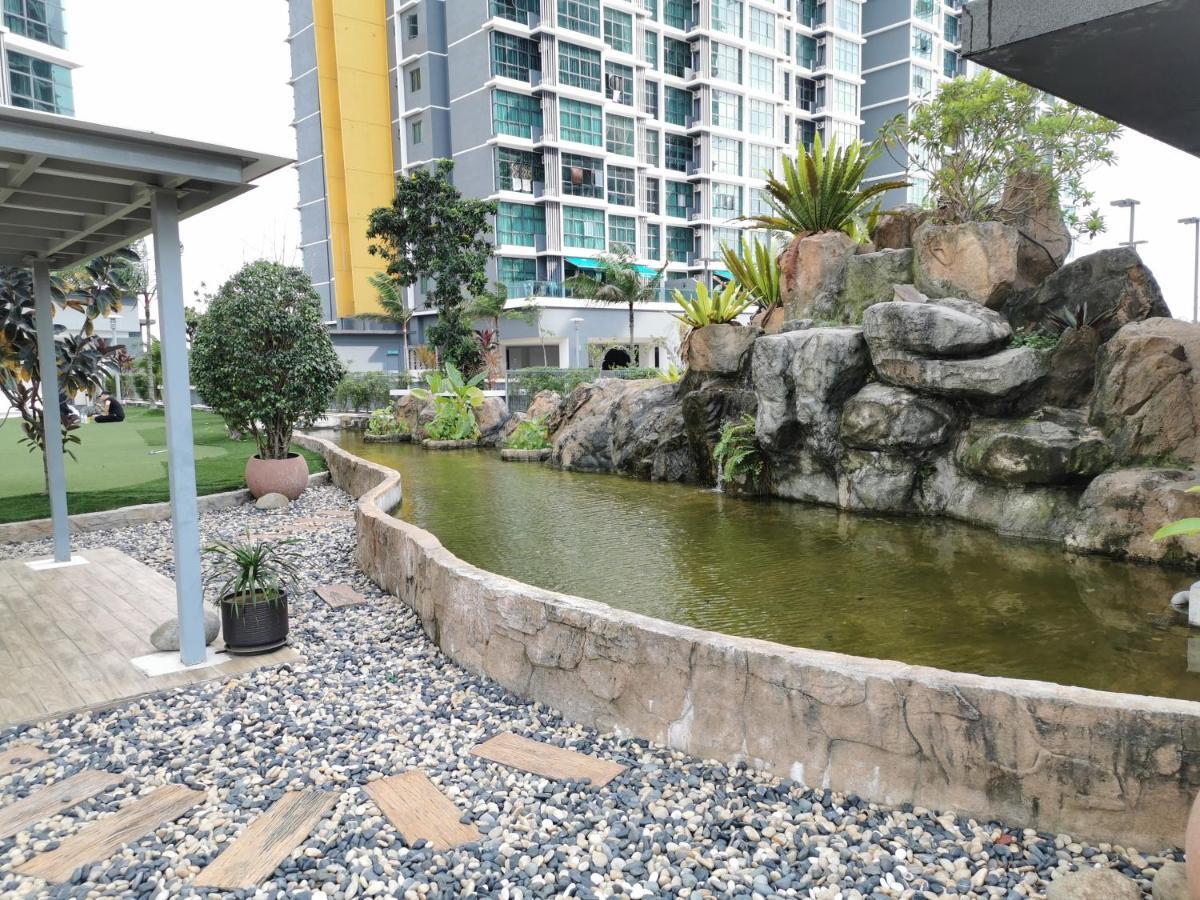 Vista Alam Studio Units - Pool, Food Court Shah Alam Eksteriør billede